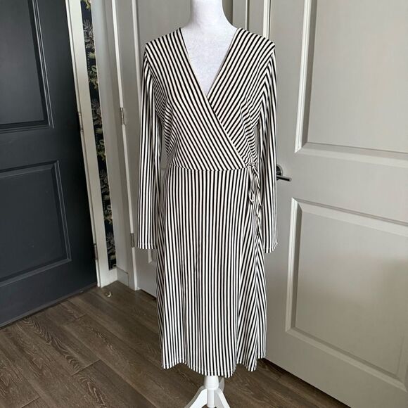 H&M Black and White Striped Long Sleeve Midi Wrap Dress Size M - Picture 1 of 7